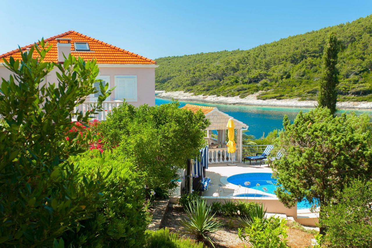 Waterfront Villa With Pool Vela Luka Eksteriør bilde