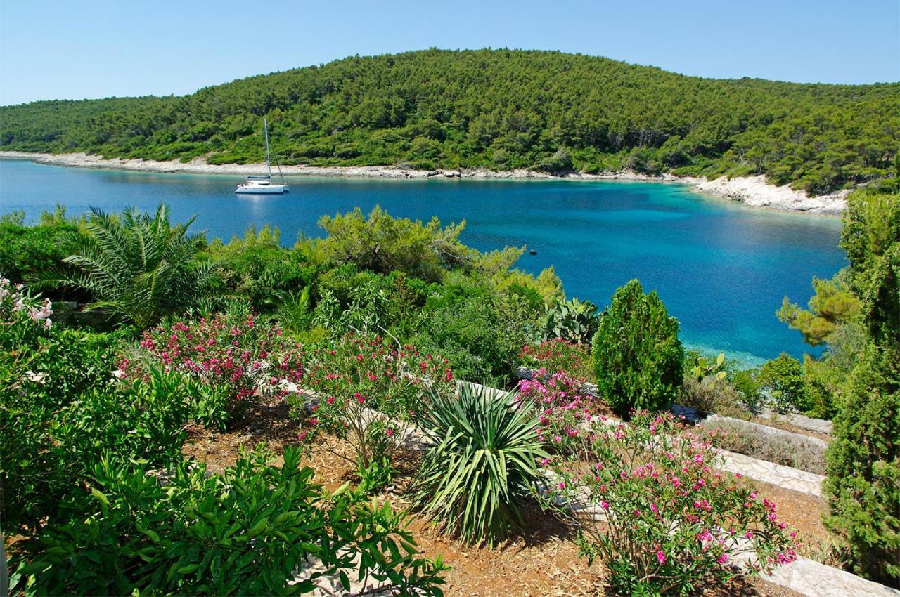 Waterfront Villa With Pool Vela Luka Eksteriør bilde