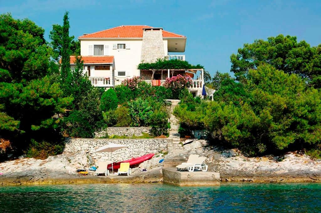 Waterfront Villa With Pool Vela Luka Eksteriør bilde