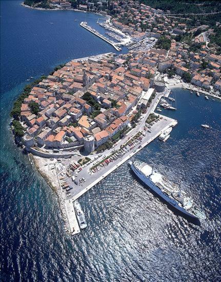 Waterfront Villa With Pool Vela Luka Eksteriør bilde